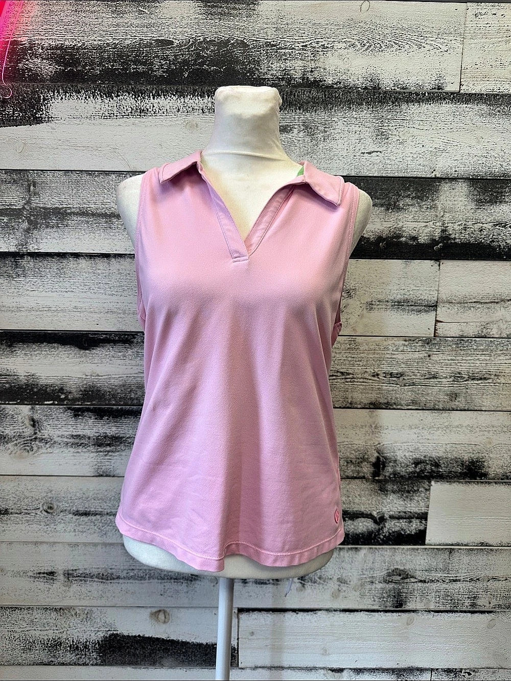 Luxletic Sleeveless V-Neck Top in Pink Size Small Like New